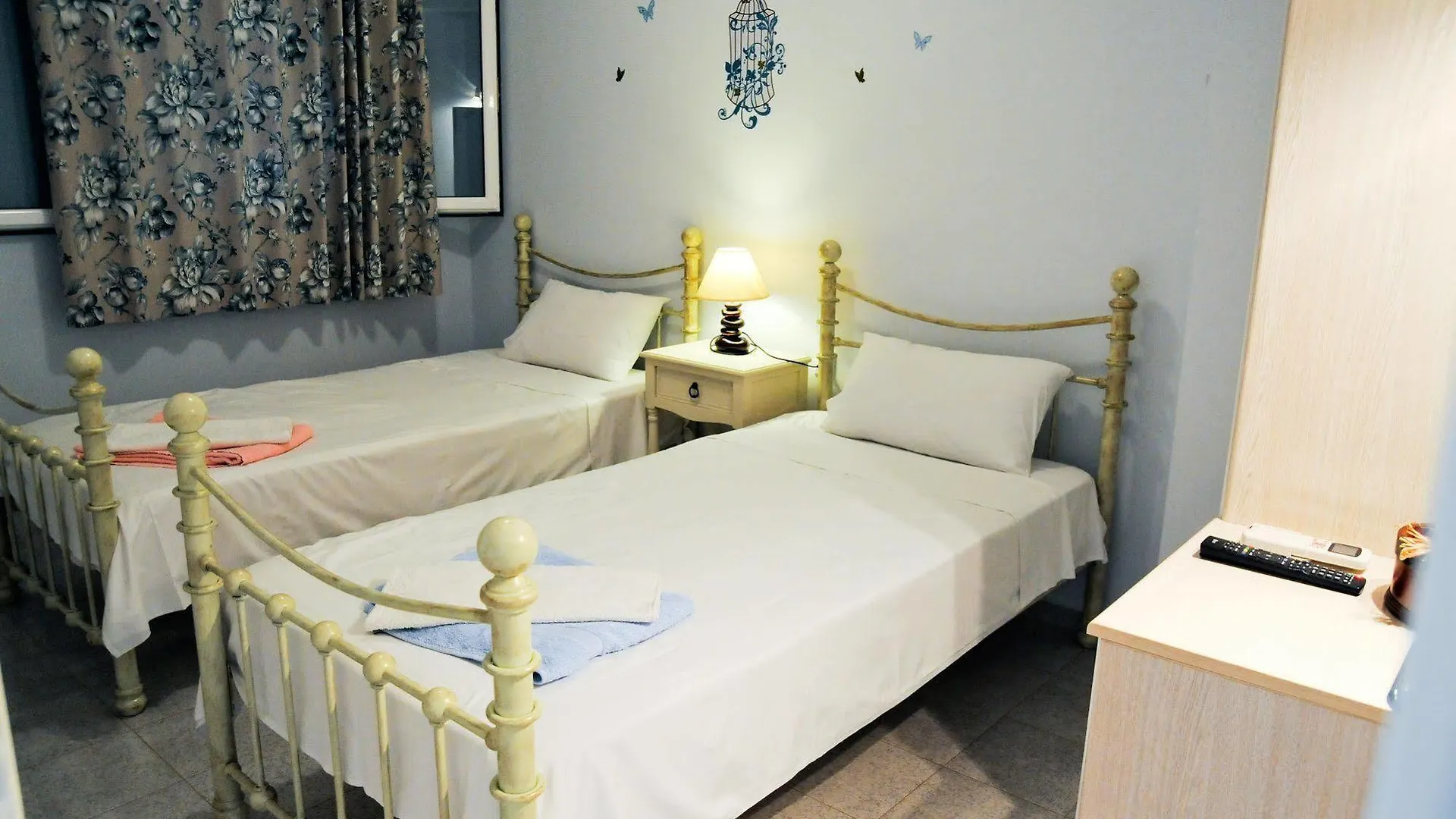 Studios Dimitra Spartià